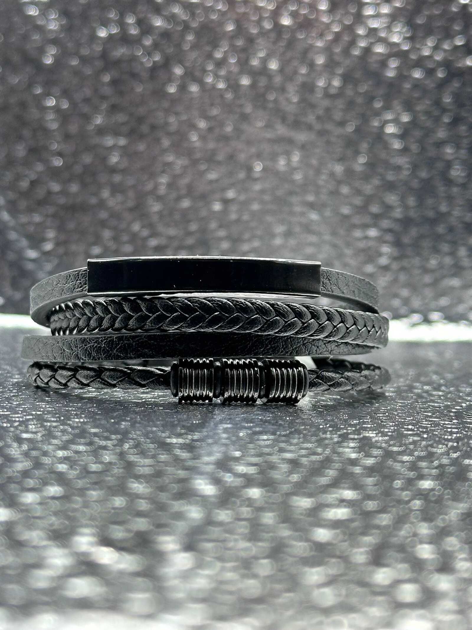 Bratara-barbati-piele-naturala-negru-Essentials3
